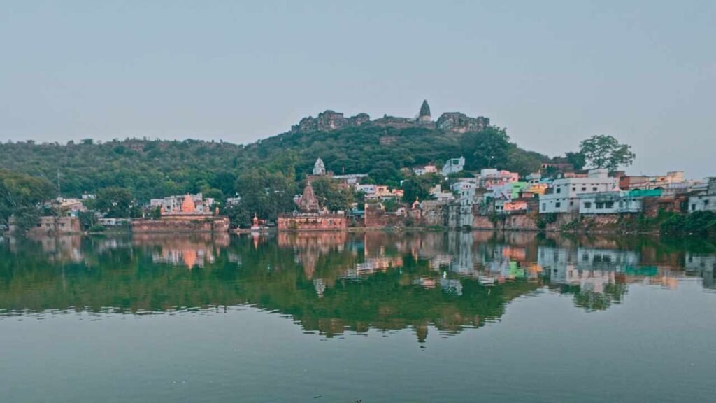 narsinghgarh fort wide view from jal mandir - pashupatinath mandir